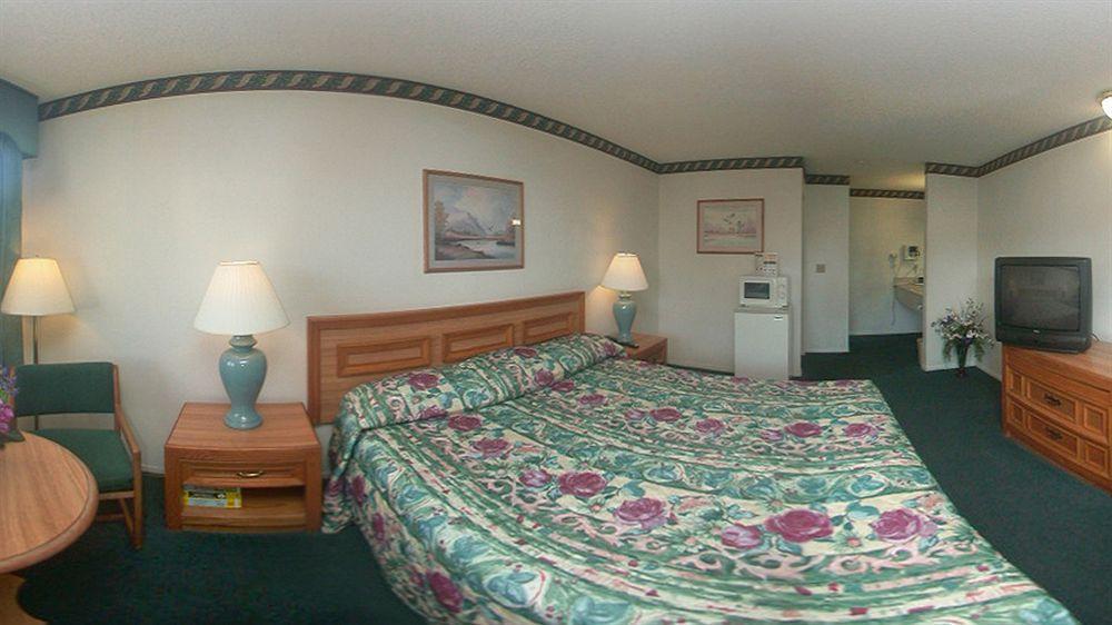 Econo Lodge Anaheim North Buitenkant foto