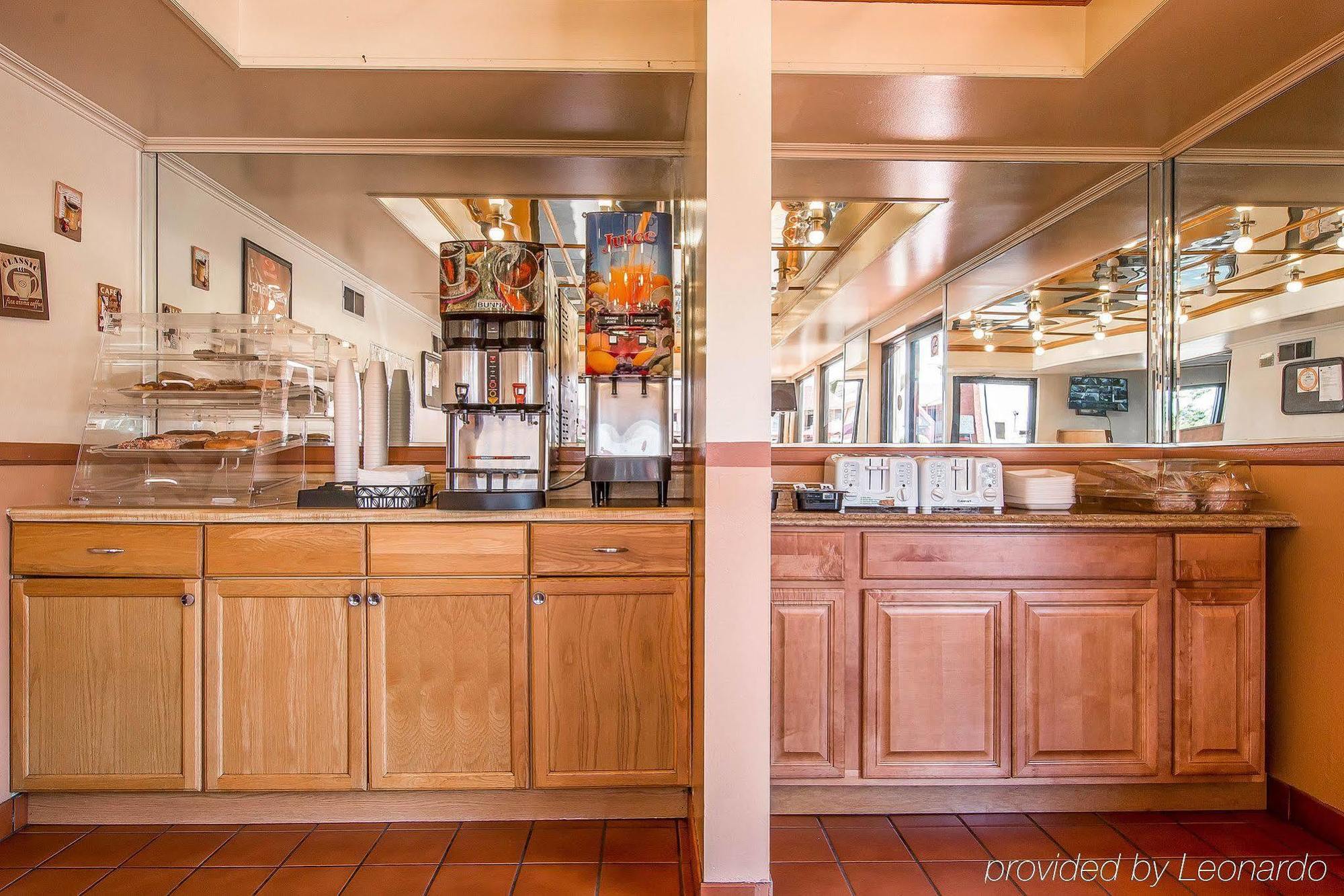 Econo Lodge Anaheim North Buitenkant foto