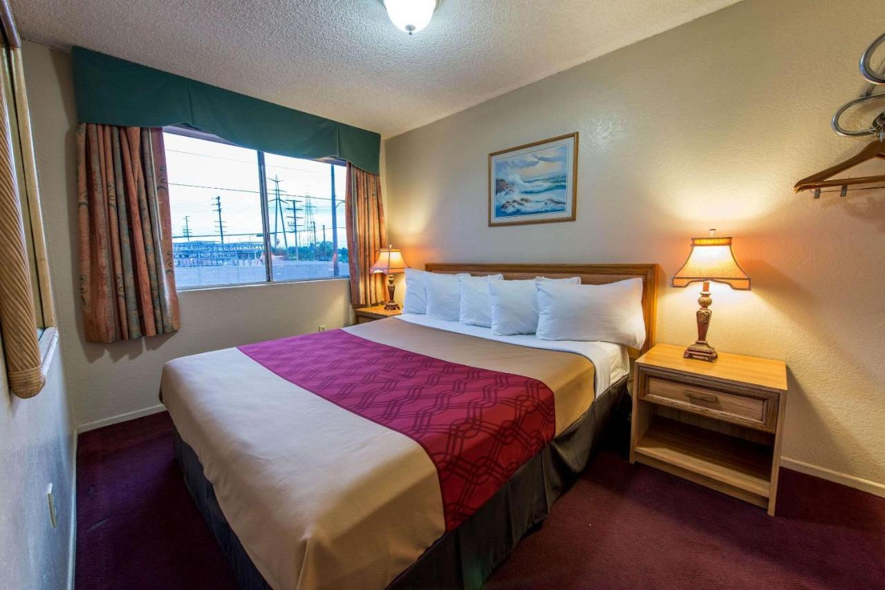 Econo Lodge Anaheim North Buitenkant foto